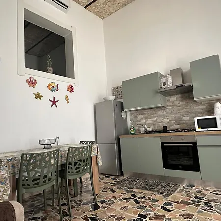 La Casuzza In Borgata * סירקוזה